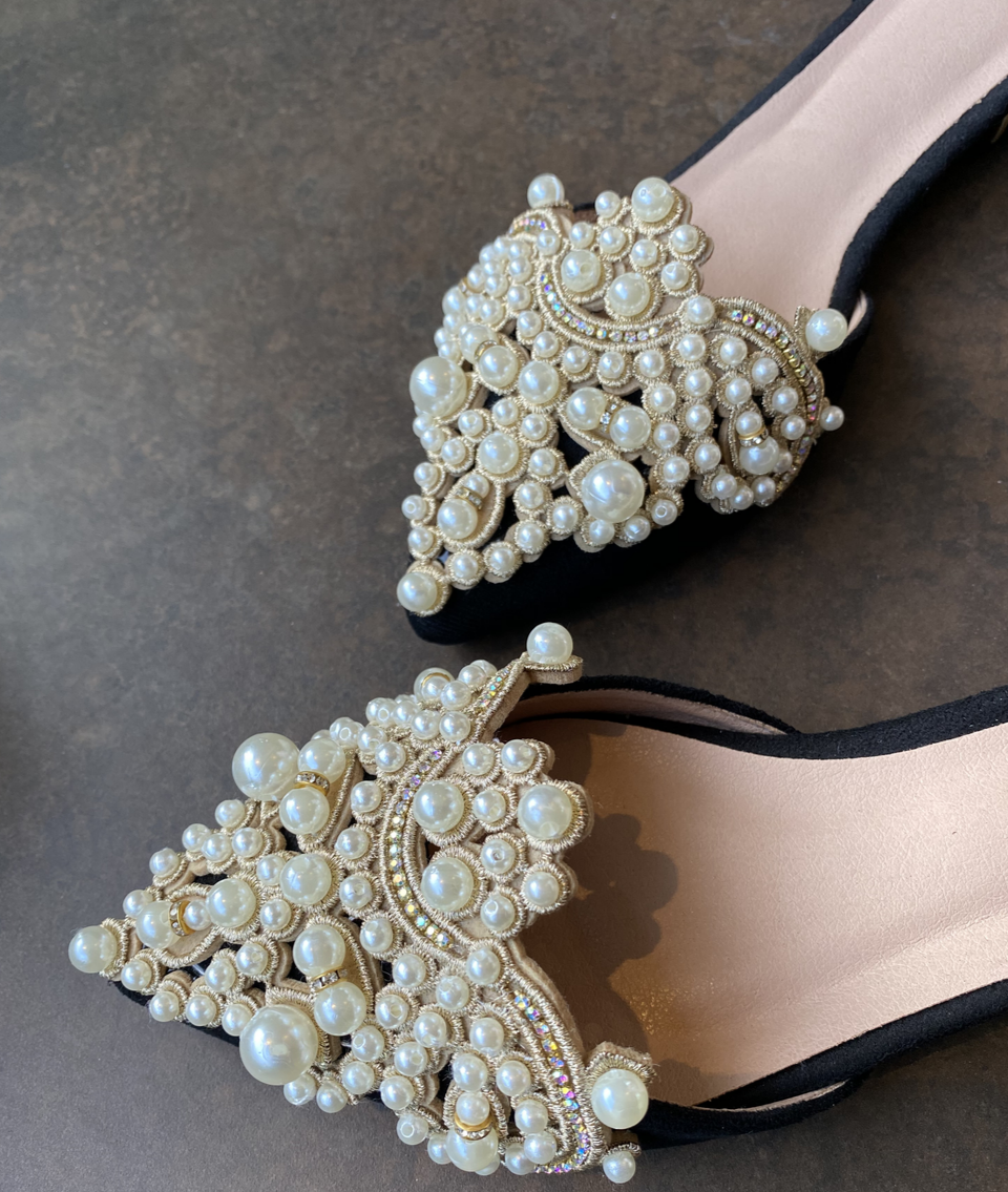 LA PEARL BALLET FLATS