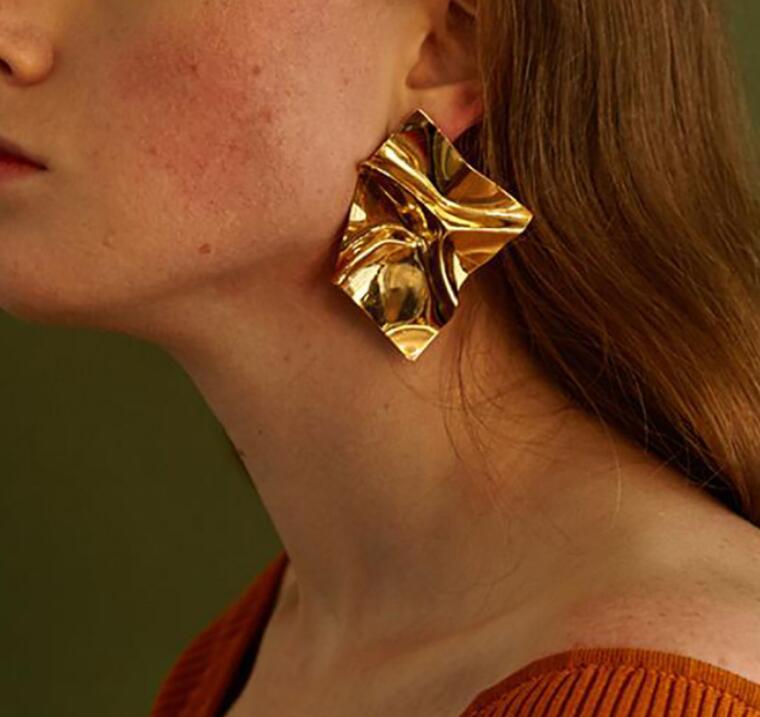 Lirra Earrings